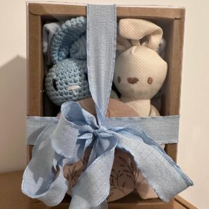 baby shower gift box, newborn gift box, baby gift box set with animal crochet rattle, baby rattle set, welcome box baby