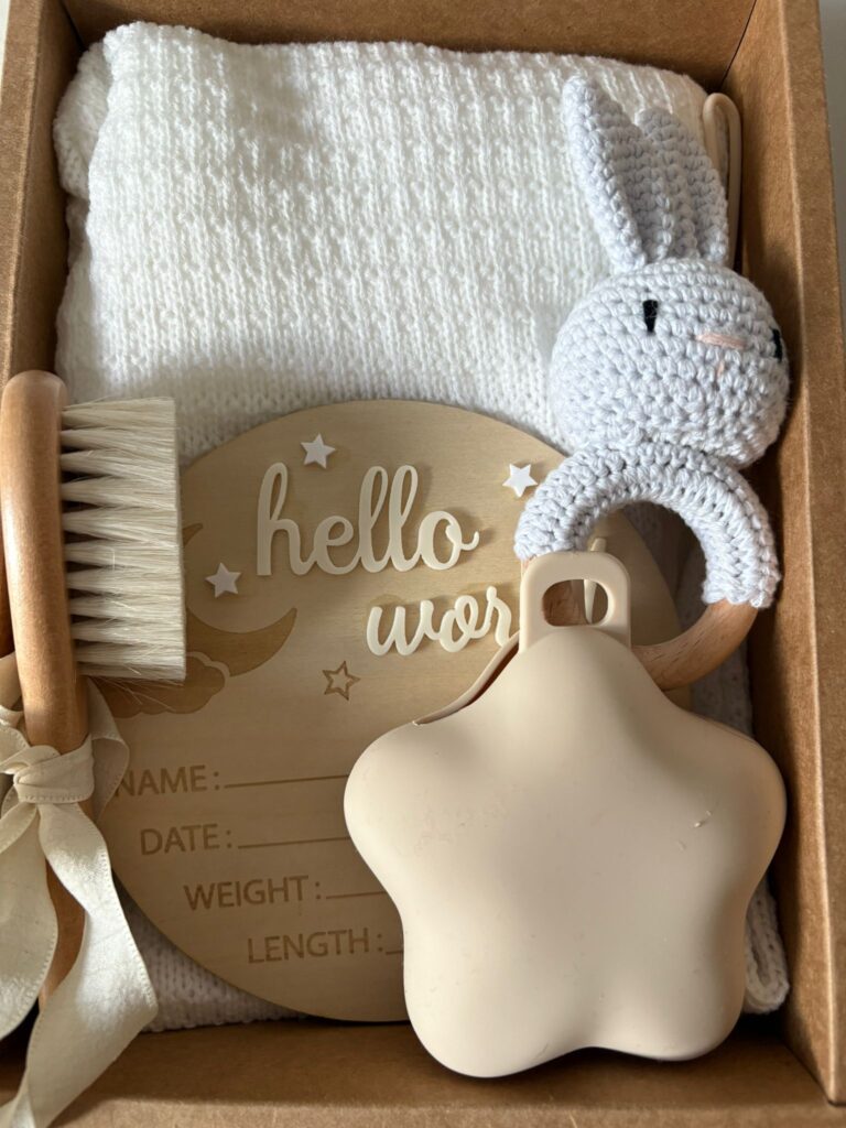 baby gift box neutral